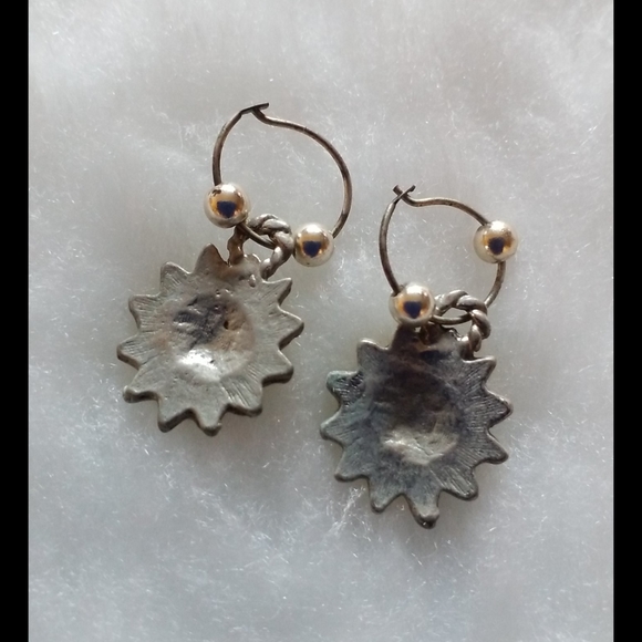Sunflower Flower Earrings - Picture 3 of 4